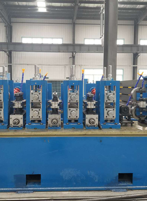 Welded Pipe Manufacturing Machine