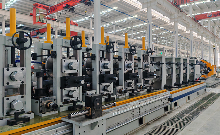 DLW280 new energy photovoltaic bracket main shaft multifunctional welding pipe production line