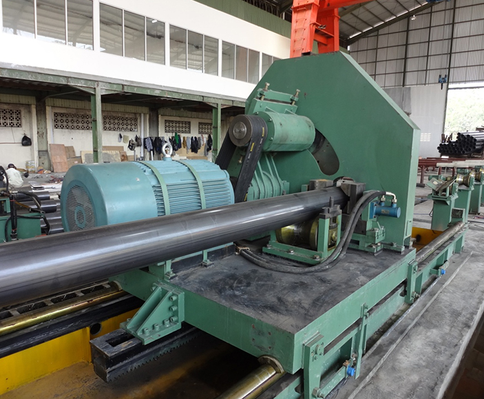 Hot Flying Saw